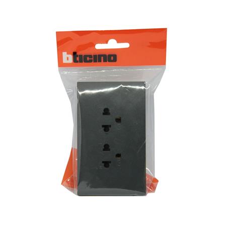 ชุดเต้ารับคู่แนวตั้ง 3 ขา BTICINO NEXY SQG4185AE สีดำ_3