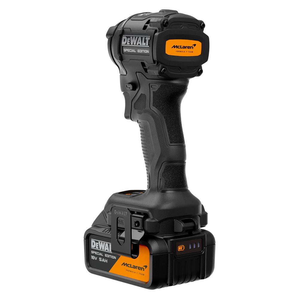 ไขควงกระแทกไร้สาย (พร้อมแบตเตอรี่และแท่นชาร์จ) DEWALT MCLAREN DCF86MP1T-QW 18 โวลต์