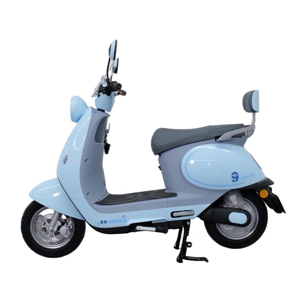 สกู๊ตเตอร์ไฟฟ้า SAGASONIC SA-SOCUTE สีฟ้า