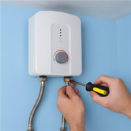 ติดตั้งเครื่องทำน้ำร้อนบนฝ้า_0