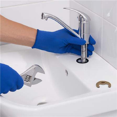 บริการแก้ไขอ่างล้างหน้ารั่วซึมพร้อมติดตั้งชุดท่อน้ำทิ้ง_0