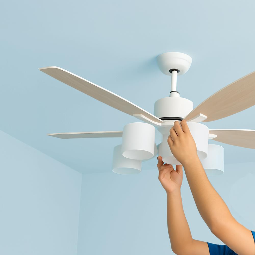 พัดลมเพดานหรือพัดลมโคมไฟ SP