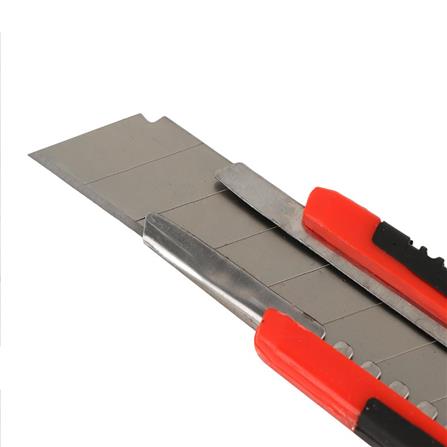 RETRACTABLE UTILITY KNIFE WITH PLASTIC HANDLE MATALL 18MM
