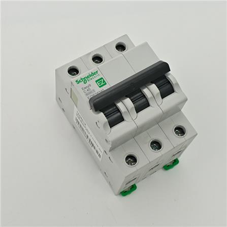 SCHNEIDER MINIATURE CIRCUIT BREAKER 3 POLE 40A C CURVE EZ9F56340