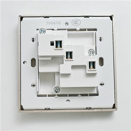 SIMON SWITCH SOCKET H701382-46 13AMP 1GANG