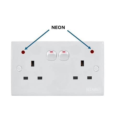 13A DOUBLE SOCKET WITH NEON INDICATOR WHITE 2K132-NEON SELAMAT