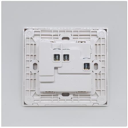 SWITCH SOCKET FLATPIN 1GANG 13A SIMON 301382B WHITE