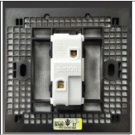 SIMON 16A 1 GANG 1 WAY DOORBELL H706301 BLACK