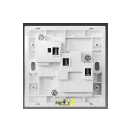 13A UNIVERSAL WITH 2USB SOCKET SIMON H70E725 WHITE