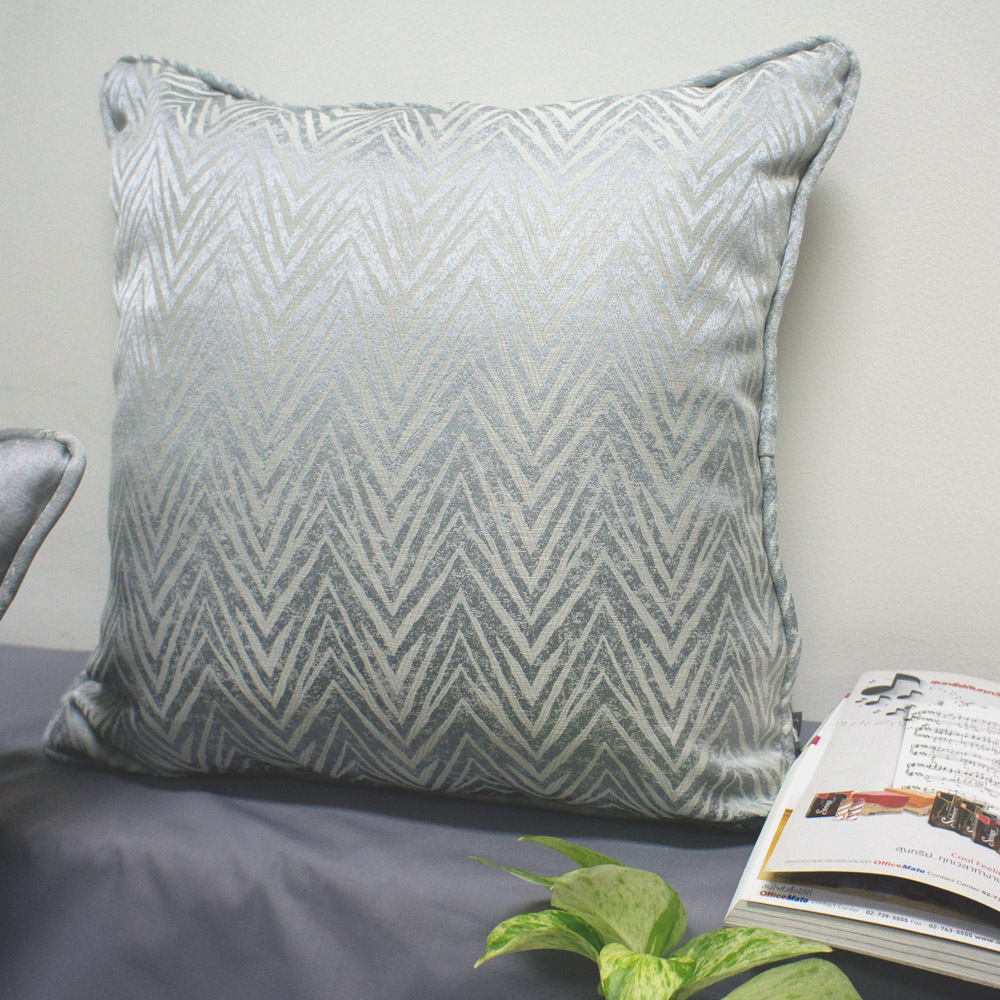 HLS CUSHION ECO BELLE 18X18 LIGHT GRAY