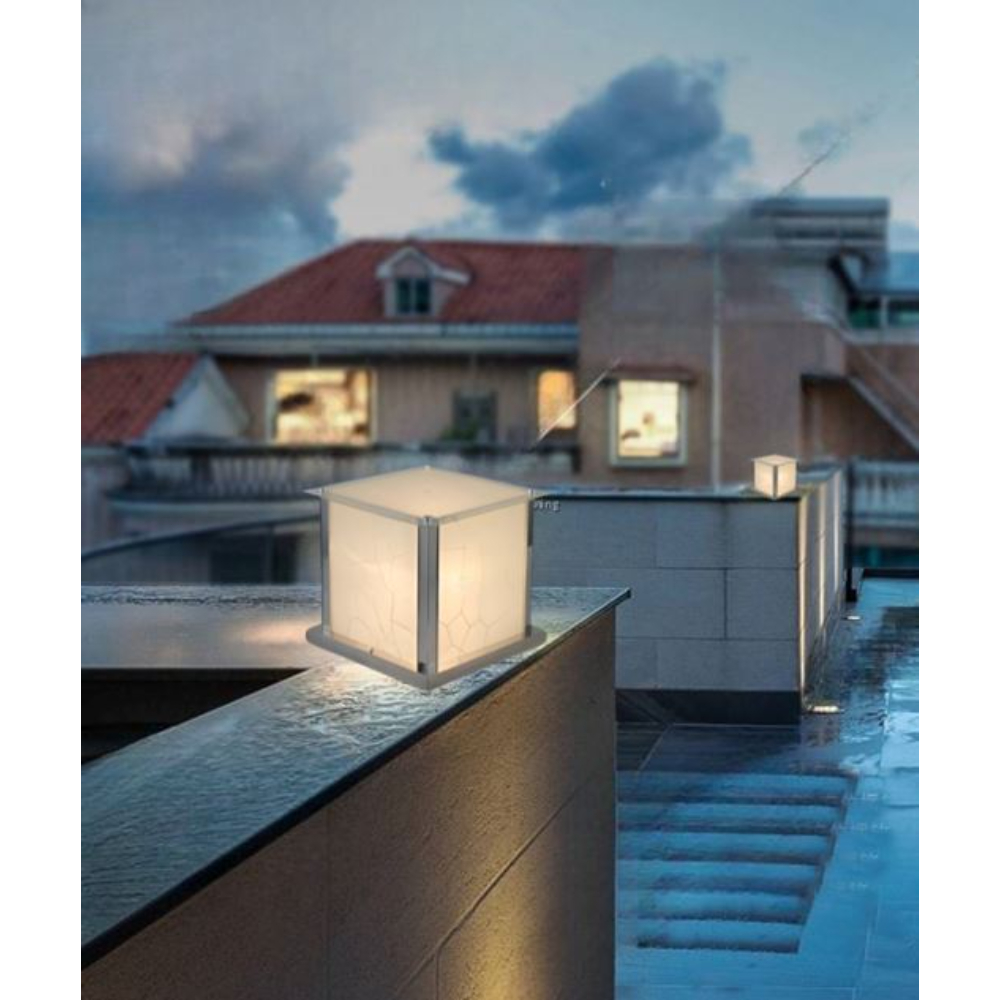 BRIGHT OBJECTIVES OUTDOOR GATE LAMP 7776-300 E27 SILVER WHITE 30CM