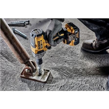 DEWALT 20V 1/2" MID TORQUE IMPACT WRENCH (SOLO) DCF891N-B1